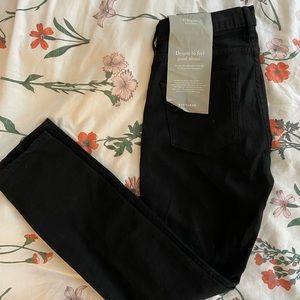 Everlane black skinny jeans